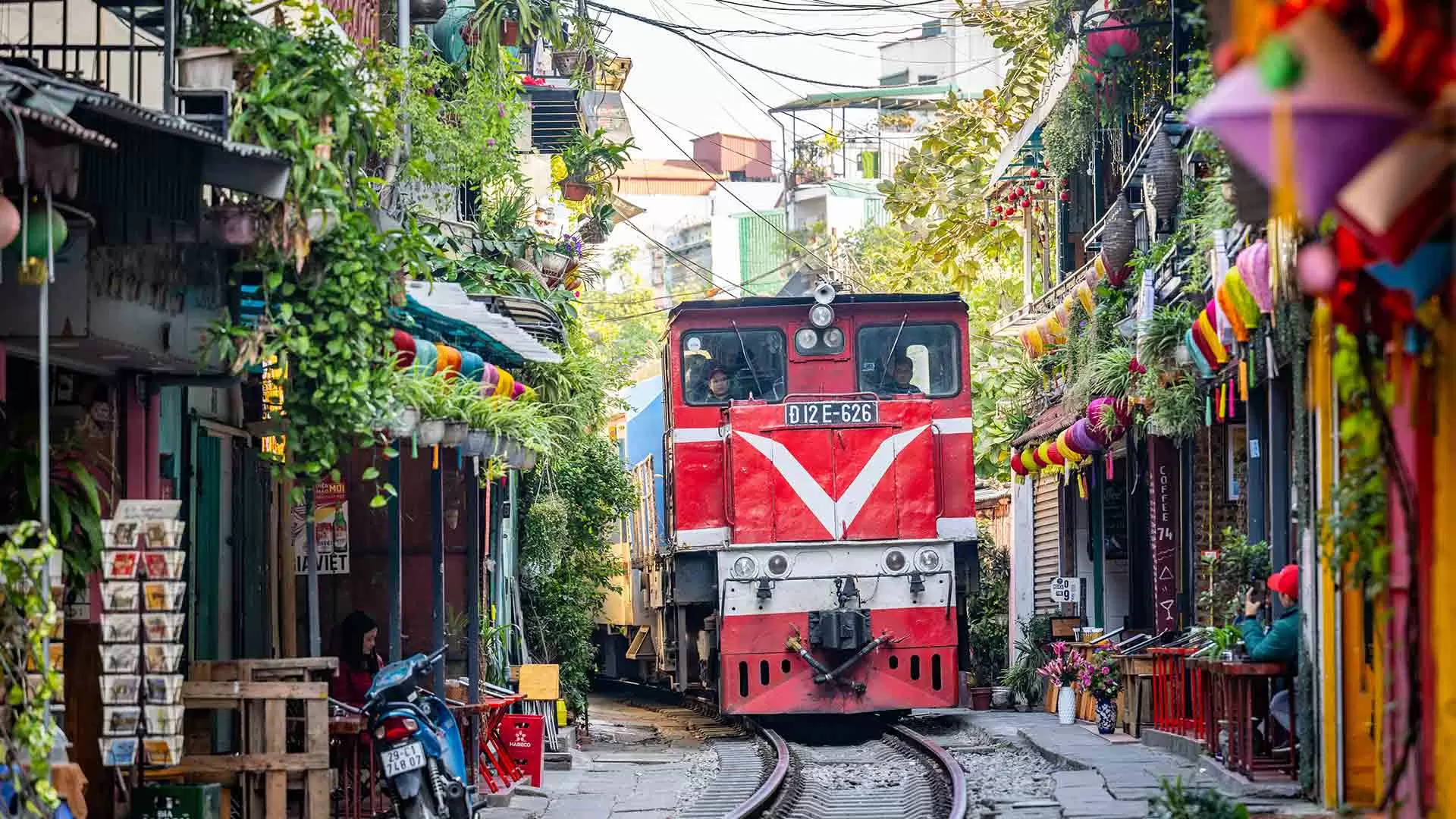 Vietnam Unveiled: Exclusive 3 Nights & 4 Days Tour Package