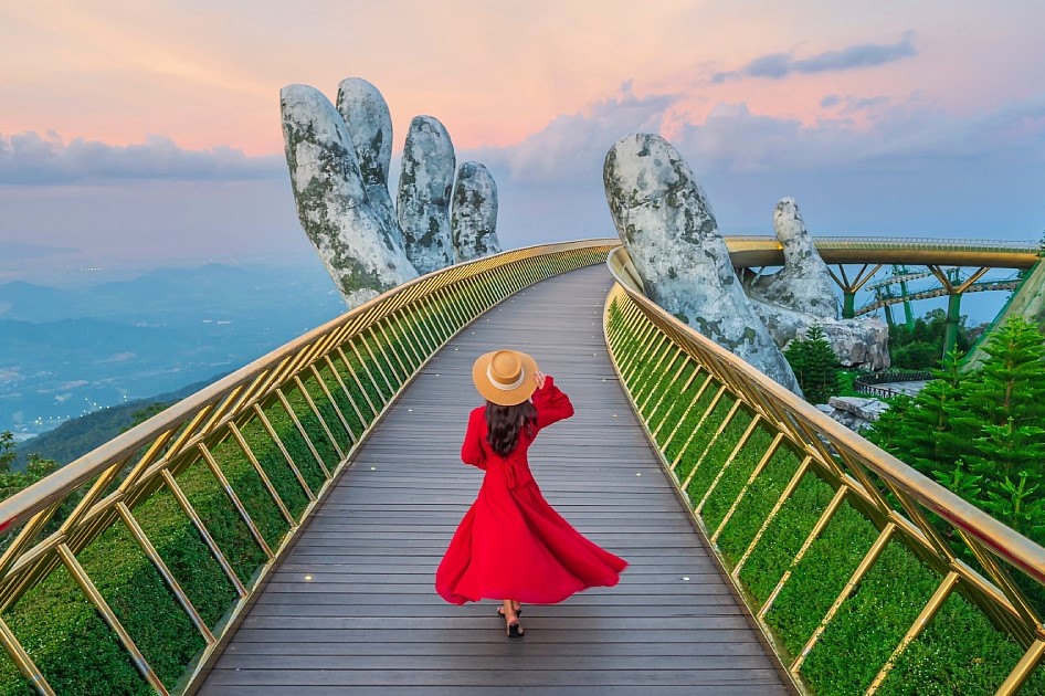 Discover Vietnam in 6 Days: Da Nang, Hanoi, Halong Bay Cruise, and Ho Chi Minh City