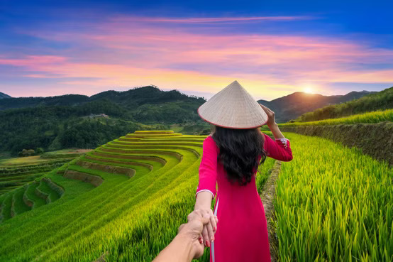 Exclusive Vietnam Tour Package: 5 Nights & 6 Days of Unforgettable Adventure